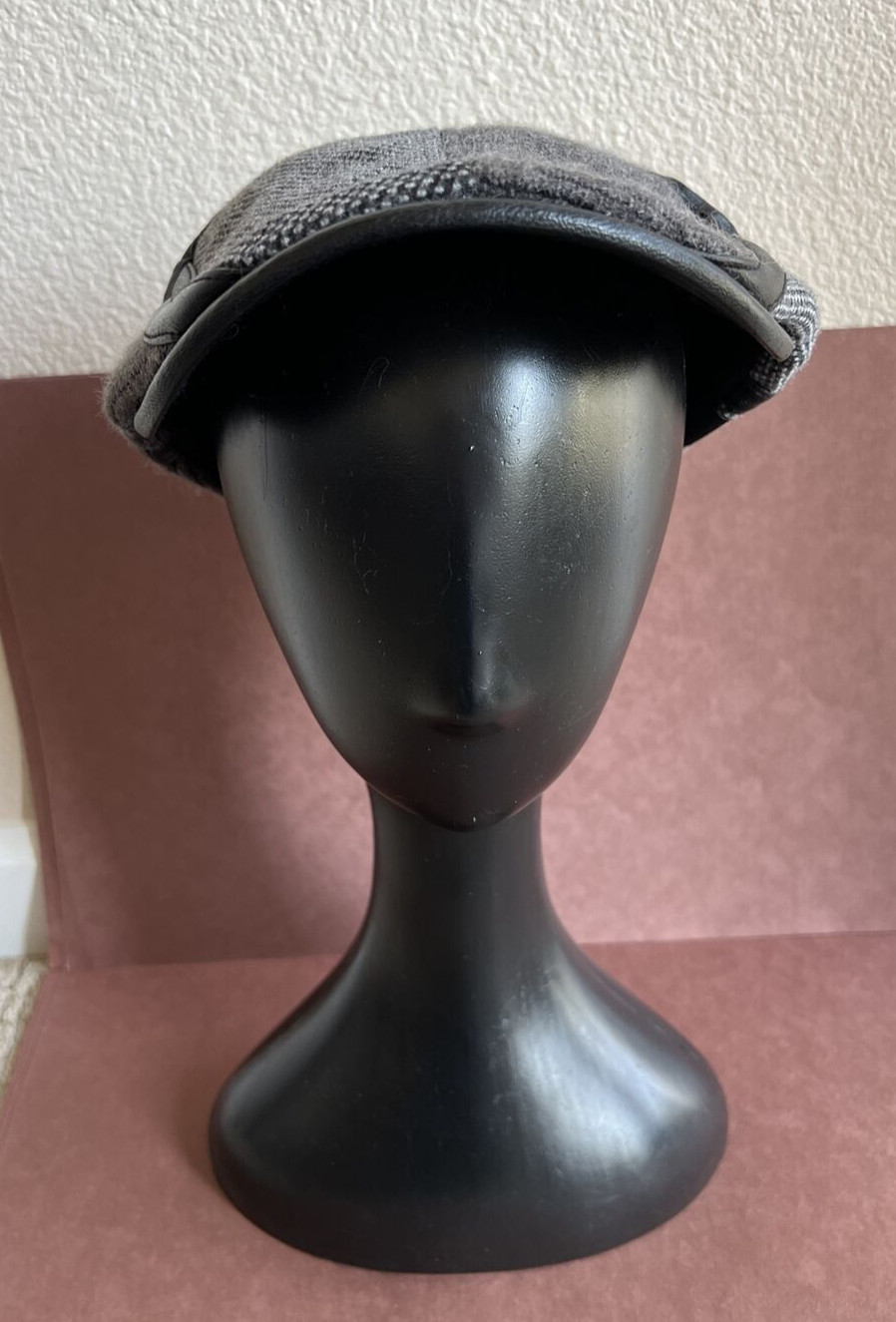 Jamont Gray Patchwork Driving Cap with Black Faux… - image 1