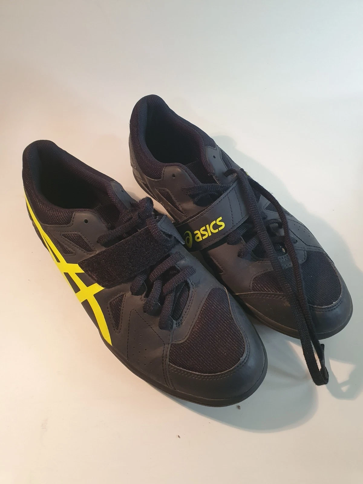 ASICS Hyper Throw 3 Nero Giallo di Sicurezza Taglia 10