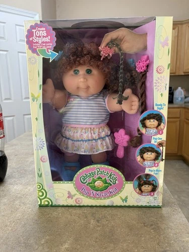 Cabbage Patch Kids Pop 'N Style Kid 16in Doll Brown Curly Hair w/ Outfit