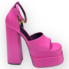 Versace Medusa Aevitas platform pumps in satin pink 1500 new