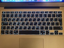 MacBook Air 2017 13 Zoll mit arabischer Tastatur i5 Chip