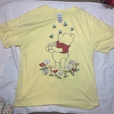 Disney Winnie the Pooh  Bees Yellow Short Sleeve T-Shirt Large NWOT