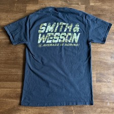 Smith & Wesson Men's Camo T-Shirt Size Small Average Is Boring Short Sleeve