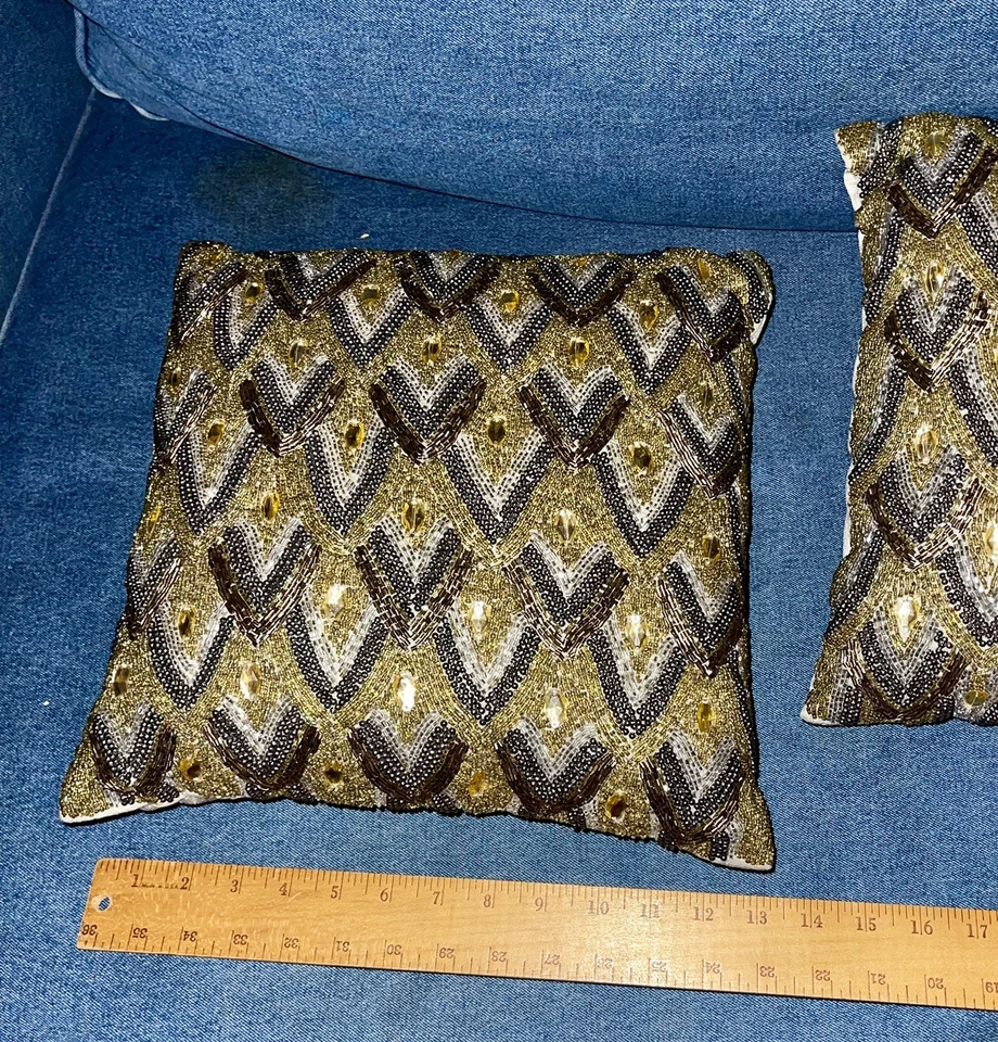 Pier 1 One Imports Almohada Acento Joya Bling Cuentas Ovalada 11x11 Cuadrada Foto 2 de 4