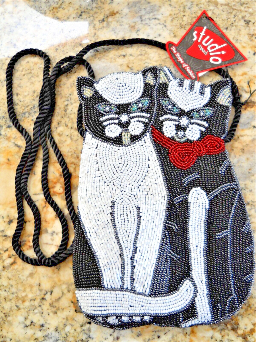 Vintage Glass Seed Beaded Black White Cat 2 sided Fully Beaded Crossbody Purse VTG NEW TWO HAND BEADED GLASS SEED BEADED CATS CROSS BODY  main image 2