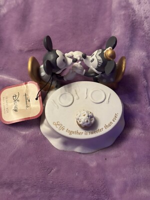 Hallmark Disney  Life Together Is Sweeter Than Ever  Trinket Box NEW NO BOX