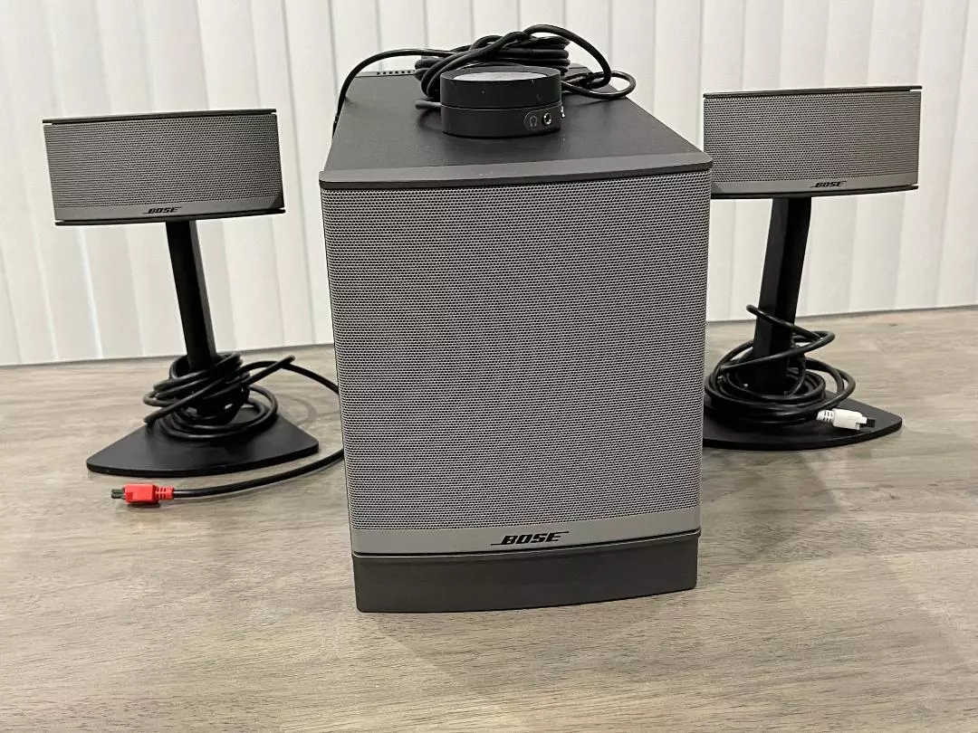 Bose* Companion 5 Multimedia Speaker System cables Subwoofer/with