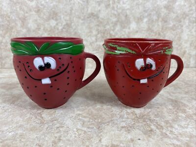 Freckle Face Strawberry PILLSBURY Vintage FUNNY FACE Plastic Drink