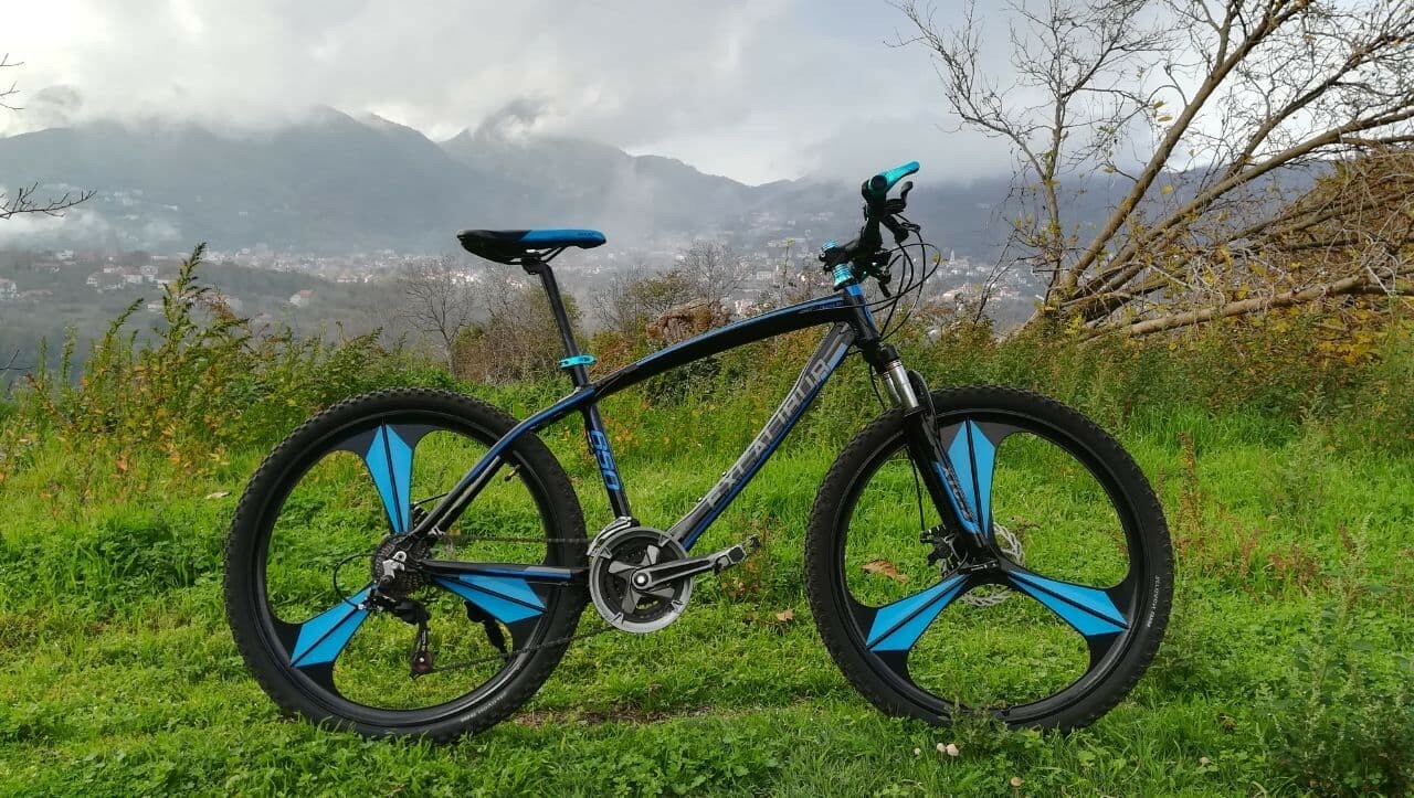 Bici Mountain Bike MTB 26" Nera e blu, shimano 21 velocità, cerchi in Magnesio 