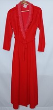 Vintage Casa de California Medium Robe Red Quilted Floral Collar Long Belted