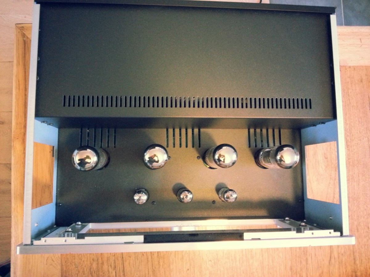 Musical Fidelity - Amplificateur intégré à semi-conducteurs X-T100 avec Musical Fidelity - Amplificateur intégré à semi-conducteurs X-T100 avec