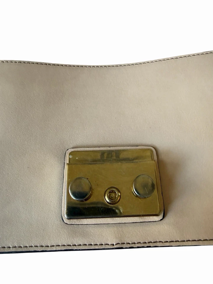 Furla Metropolis Mini Crossbody Bag Pink Leather Gold Chain Purse Authentic - Image 4 of 4