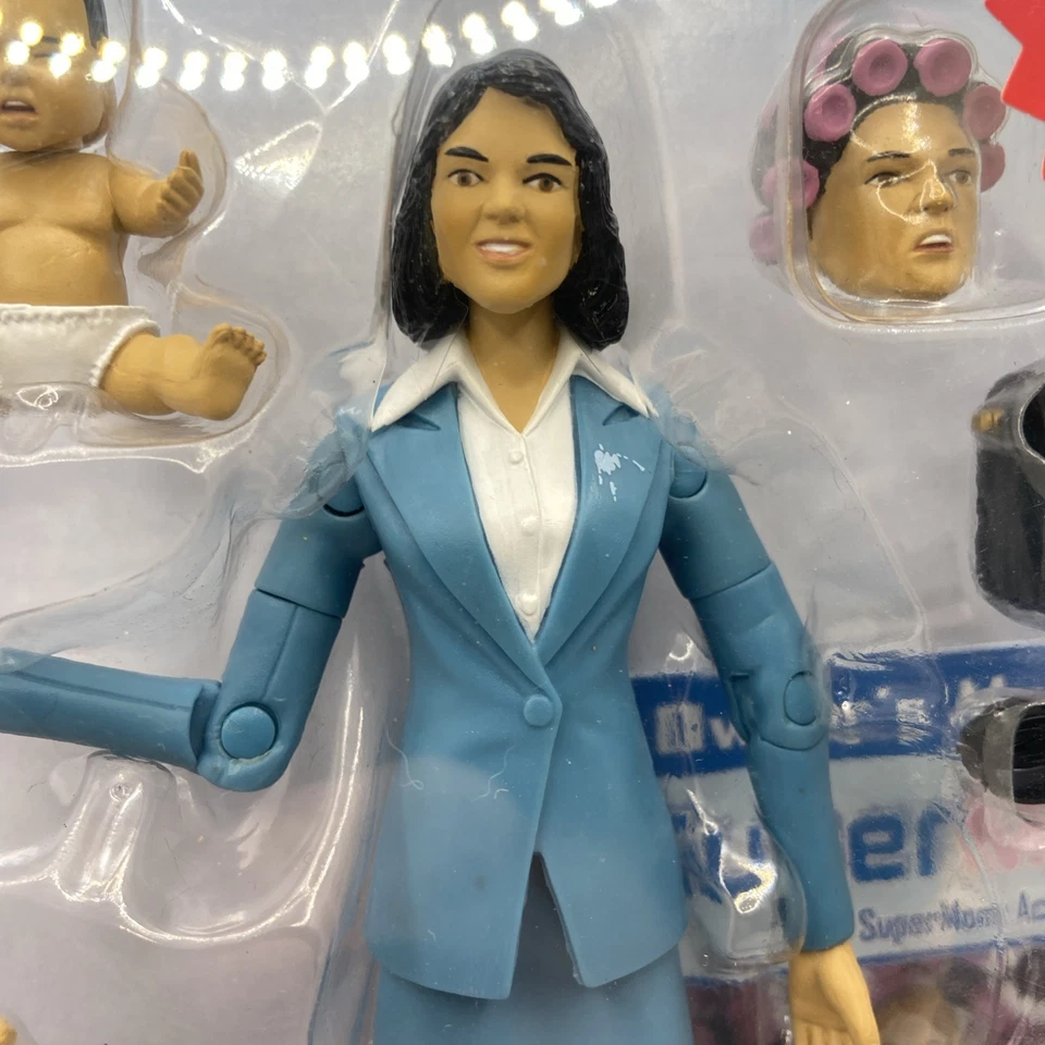 Figura de acción Happy Worker Supermom rara (asiática) usada sellada Foto 2 de 4