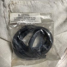 T Rubber Window Glass Anti Rattle Rubber Moulding 32