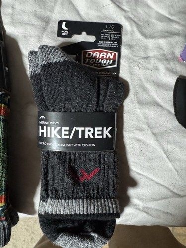 Darn Tough (MENS LARGE MICROCREW HIKE/TREK)