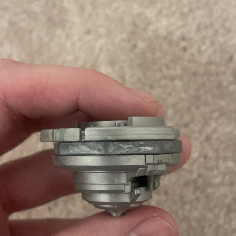 Beyblade Original Takara #1864 Dranzer S Silver Tournament 8 Foto 4 de 4