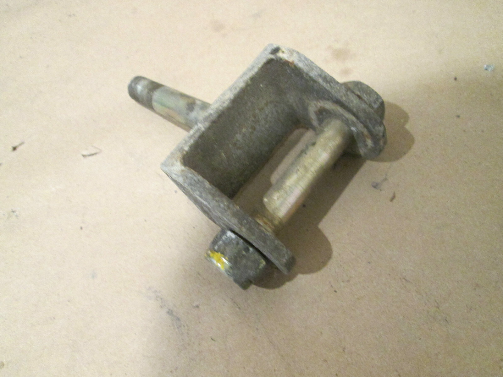 Ferrari 348,355,365,400,400i, Mondial t - Rear Suspension Lower Fork P/N 100784
