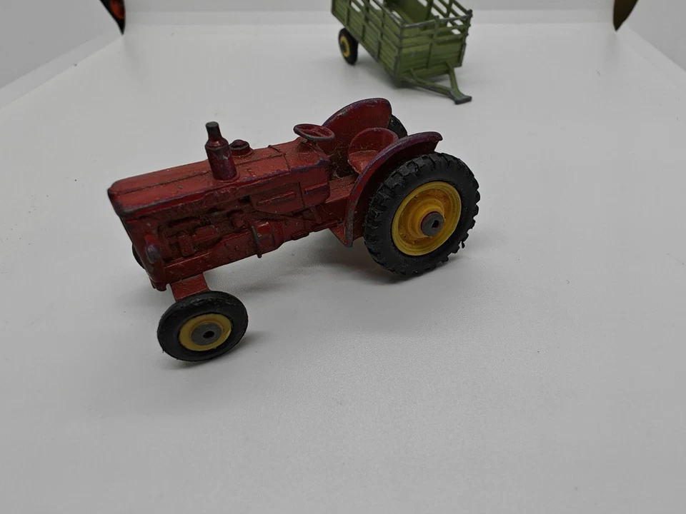 Husky volvo tractor and trailer - Image 3 of 4