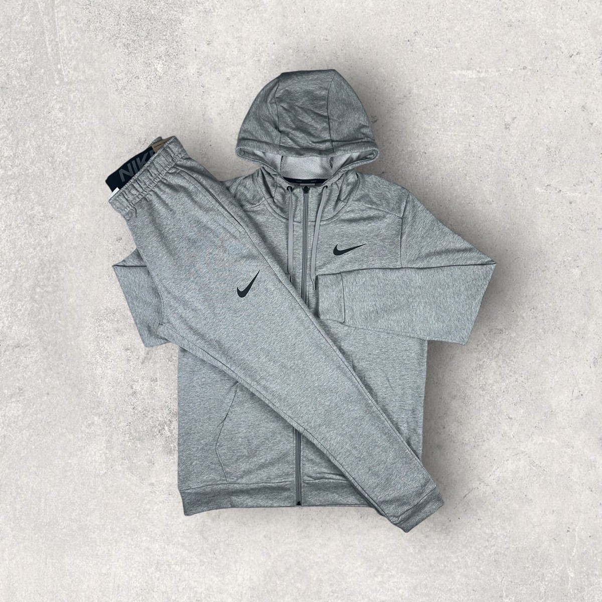 nike pro tracksuit mens