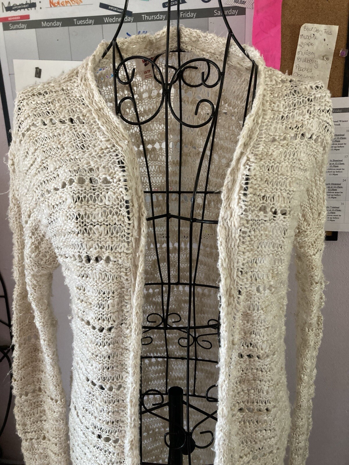 Picture 2 of 4