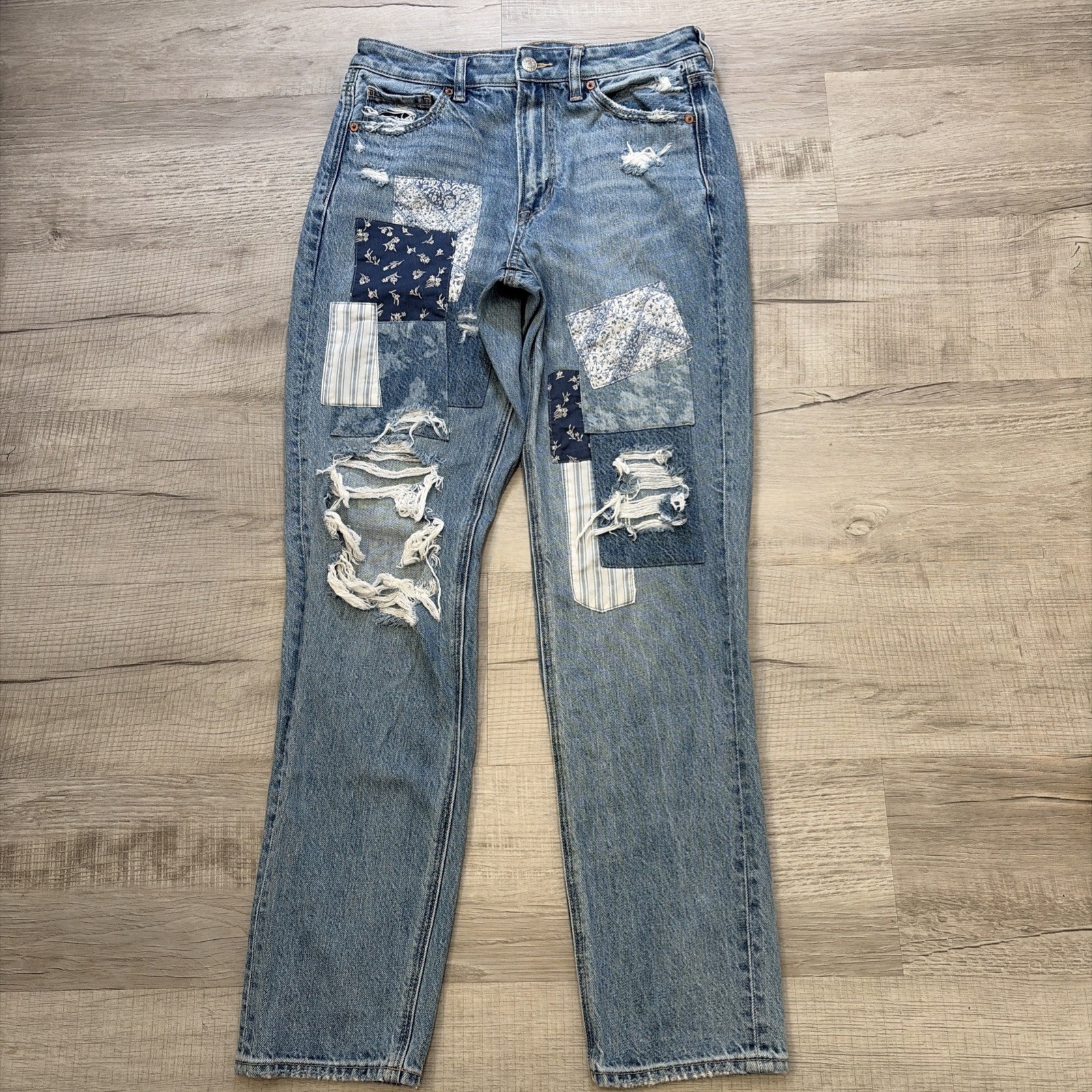 EUC American Eagle PATCHWORK Mom Straight JEANS S… - image 1