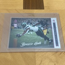 2022 Panini Chronicles - Luminance Update Rookies Breece Hall #220 Pink (RC)