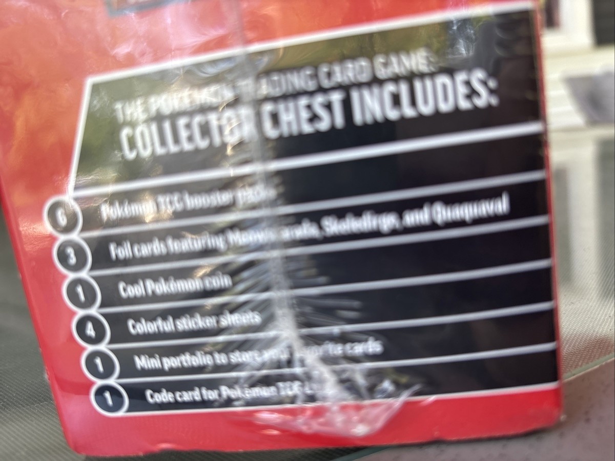 Pokémon Charizard Collector's Treasure Chest/Lunch Box. Factory