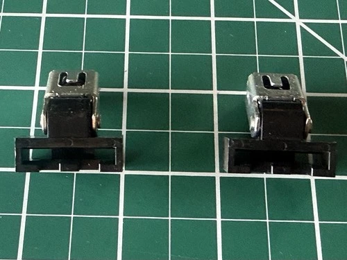 2 TECHNICS Turntable Dust Cover Hinges SL-BD1 BD20 BD22 BD27 SL-QD33 DD33 Q350