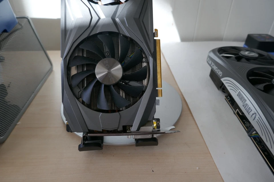 ZOTAC GeForce GTX 1080 Ti 11GB GDDR5X Gaming Graphics Card – 288-1N471-100Z8 - Image 4 of 4