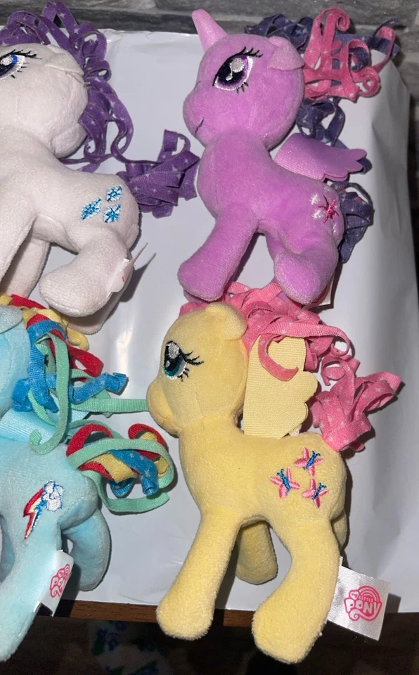 Mini Peluche My Little Pony Lote de 6 Hasbro G4 Applejack Twilight DashRarityPinkie Foto 2 de 4