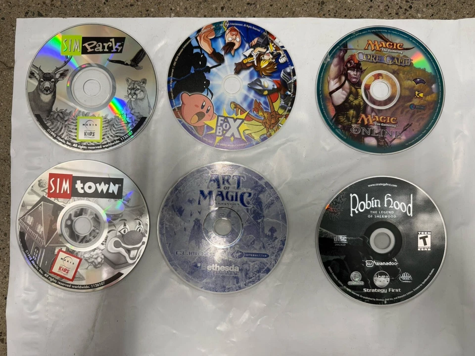 Mega Lote 70 Juegos Videojuegos PC De Colección Algunos con Cajas StarCraft Diablo Warcraft Foto 2 de 4