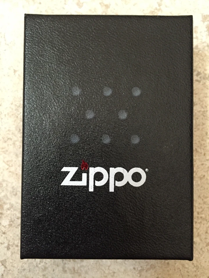 ENCENDEDOR ZIPPO SLIPKNOT EDICIÓN LIMITADA - NUEVO EN CAJA ORIGINAL - SELLO INTACTO Foto 2 de 3