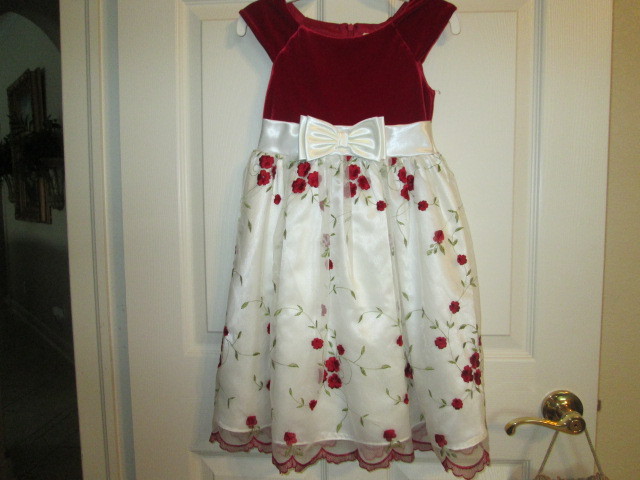 Robe Fille Dollie And Me Blanche Et Rouge à Broderie Fleurie - Taille 6, Occasion Très Bon état