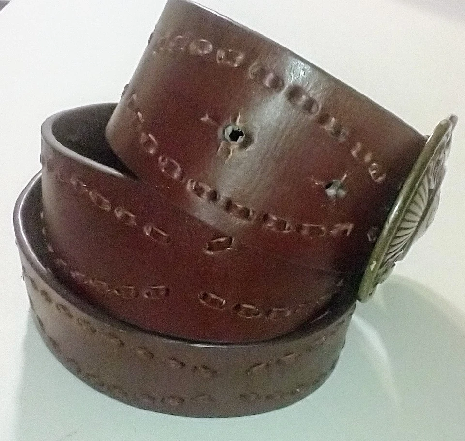 Cinturón de cuero marrón Sonoma para mujer con costuras con cordones y hebilla de metal talla: L Foto 2 de 4