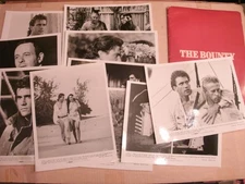 The Bounty (1984)-Original Movie press kit with 10-8x10