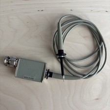 HP 10017A Oscilloscope Probe 10:1 1 Mohms 8pF for 1 Mohms 9-14pF Input