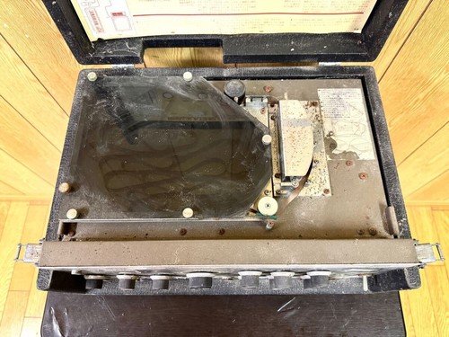 Roland RE-201 Space Echo Tape Delay Vintage Effects Unit Junk for Repair - Picture 5 of 9