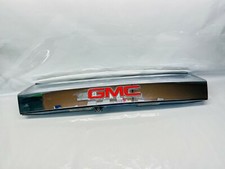 22869814 2010 2011 2012 2013 2014 2015 Gmc Terrain Rear Liftgate Trim Camera