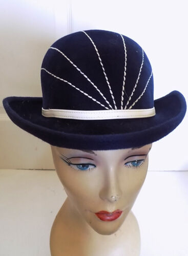 Vintage Navy Blue Velvet White Stitching Hat Chapeau Creations - Afbeelding 1 van 7