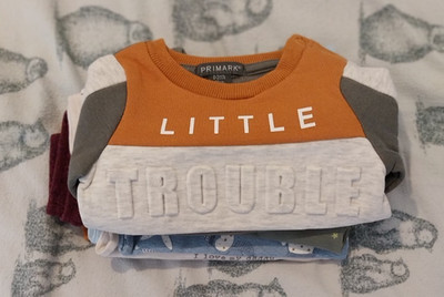 Kleidungspaket Baby Jungen 0-3 Monate gemischte Outfits Alltag Essentials