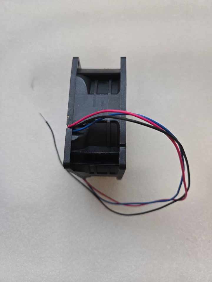 Delta AFB0812EHE DC Brushless Cooling Fan 12V 1.40A 80mm x 38mm High Speed 3-Wir - Image 2 of 3