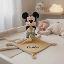 Doudou Disney Baby avec prénom personnalisé Modèle MICKEY