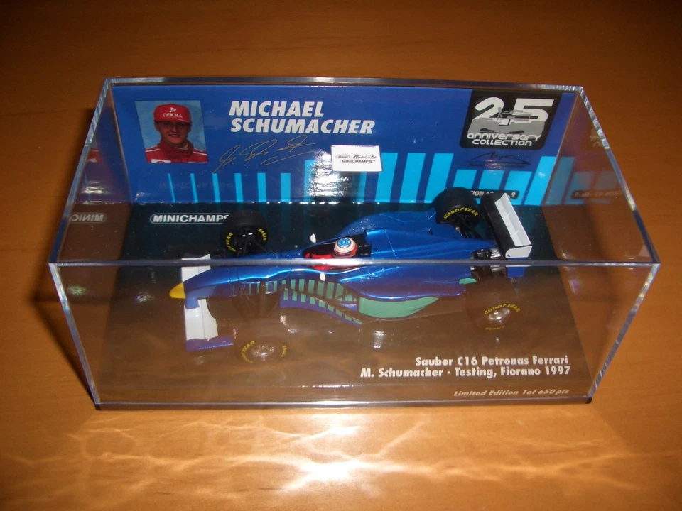 M.Schumacher Sauber C16 Petronas Ferrari 1:43 - Bild 3 von 4