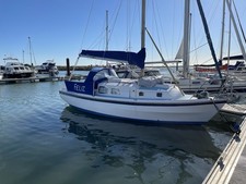 Westerly Centaur 26 Bilge Keel Yacht – Beta Diesel – AIS – Autopilot – Tender