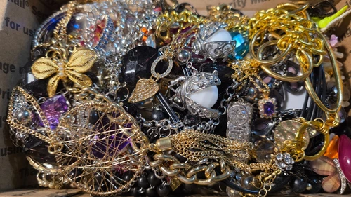 2 Lb Costume Jewelry VTG Modern Craft Junk Lot Wearable Untested Lot 39
