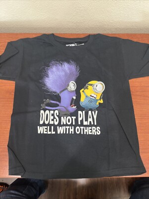 DESPICABLE ME EVIL MINION T SHIRT “ DOES NOT PLAY WELL WITH OTHERS” SZ  (M} NEW