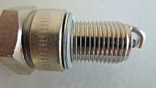 Candela di accensione BERU ultra 14-6 DU 0001340702 NSU Prinz 1000 1200 TT TTS - Foto 5 di 10