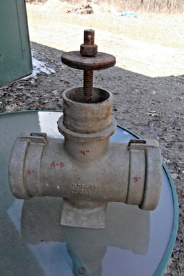 Hardy-Wade Rain Aluminum Irrigation Fitting Male X Female ''T'' Valve #V305-4T 