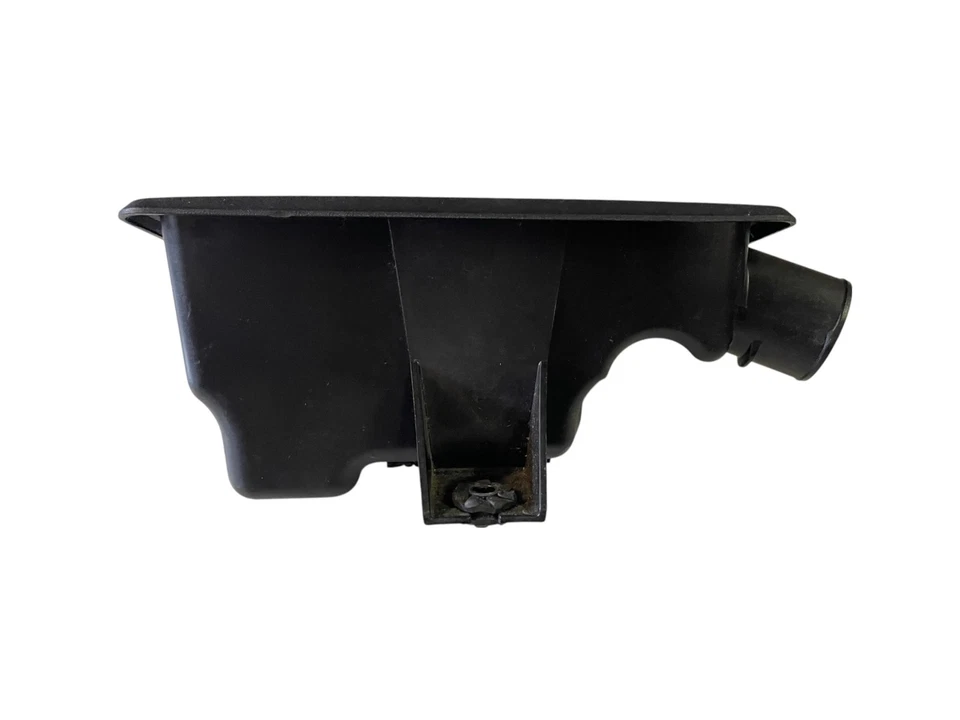 2017 CHEVROLET SILVERADO 2500HD 6.6 ENGINE AIR INTAKE MANIFOLD RESONATOR OEM - Image 3 of 4