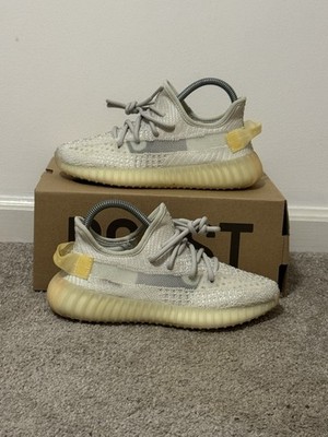 Yeezy 350 Boost V2 Size 5.5 In Great Condition